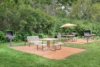 Grill picnic area